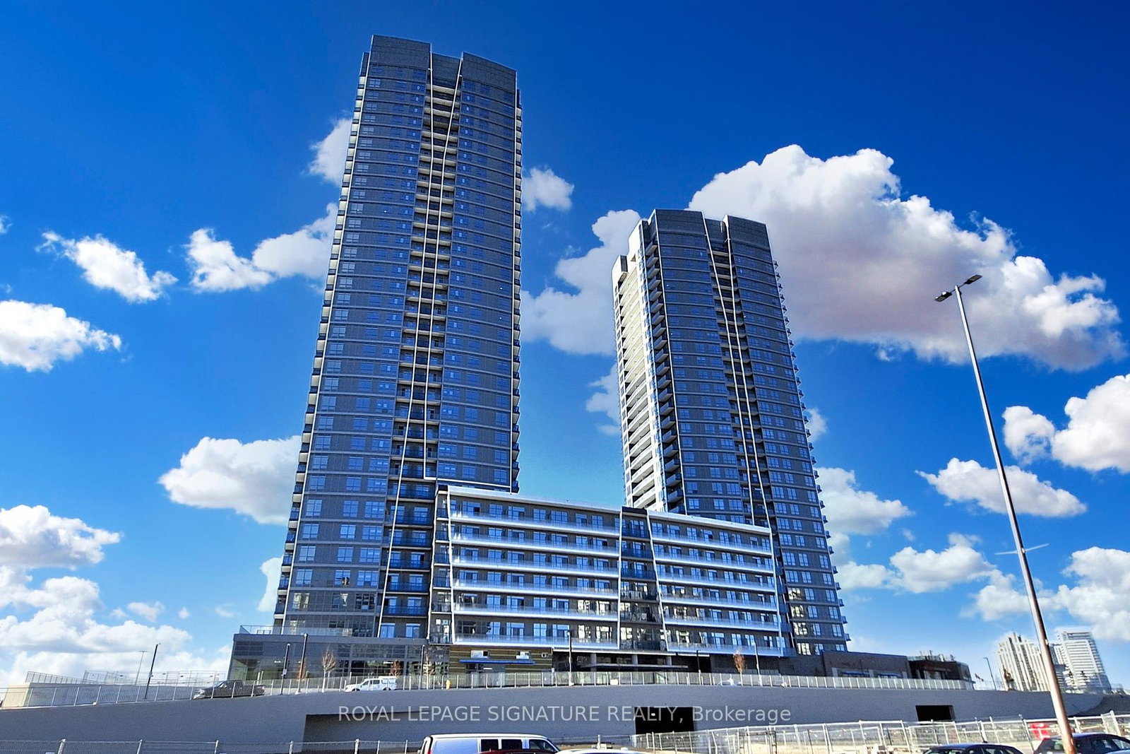 30-upper-mall-way-vaughan-ontario-n12193971