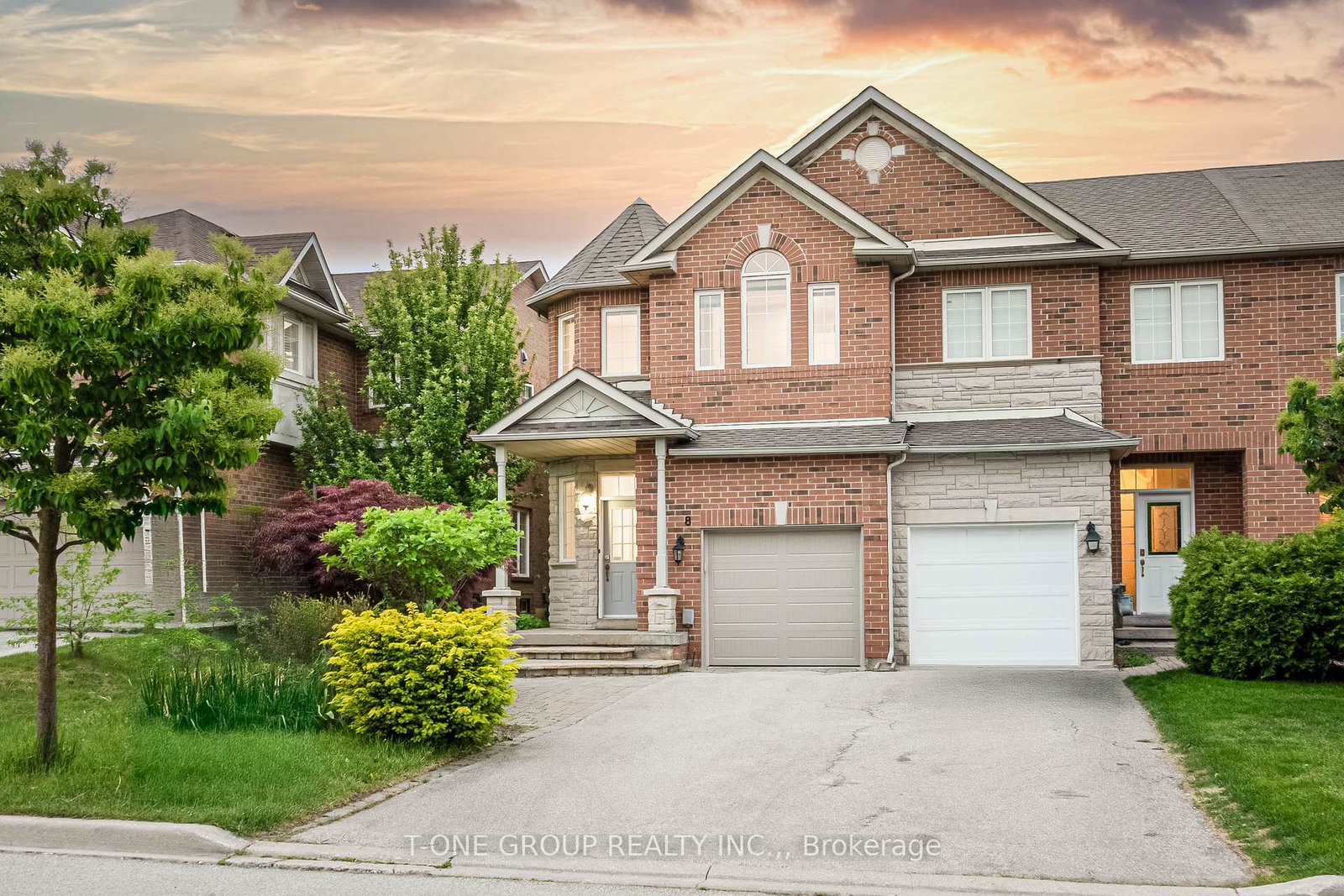 8-firwood-drive-richmond-hill-ontario-n12194158