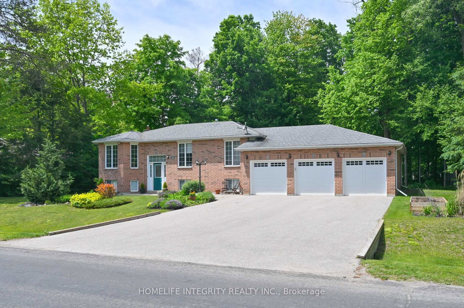 44-pine-park-boulevard-adjala-tosorontio-ontario-n12194620