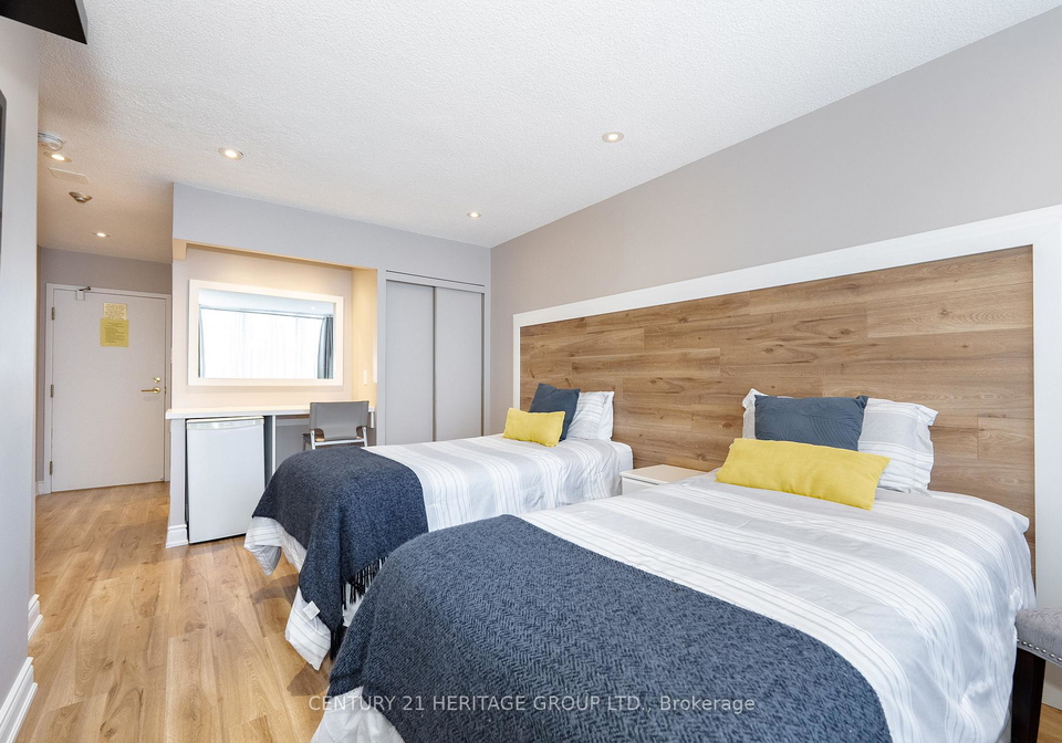 32-clarissa-drive-richmond-hill-ontario-n12194678