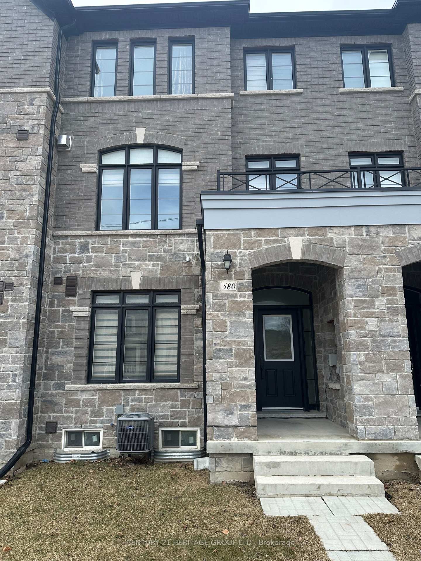 580-murrell-boulevard-east-gwillimbury-ontario-n12195404