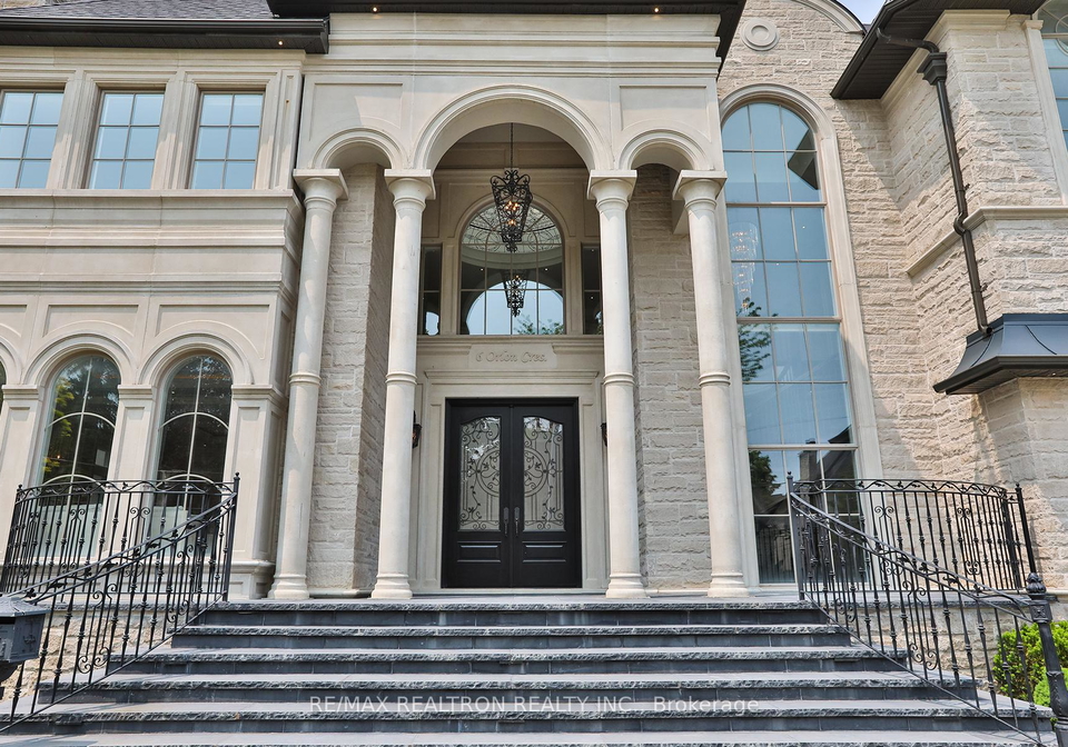 6-orlon-crescent-richmond-hill-ontario-n12195855