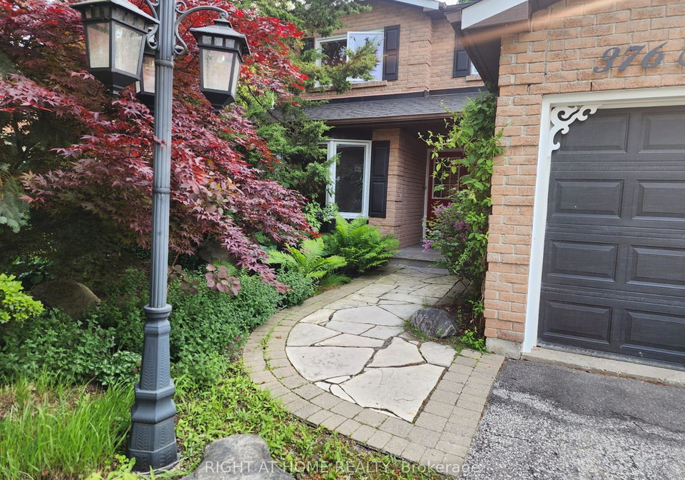 376-selby-crescent-newmarket-ontario-n12196597