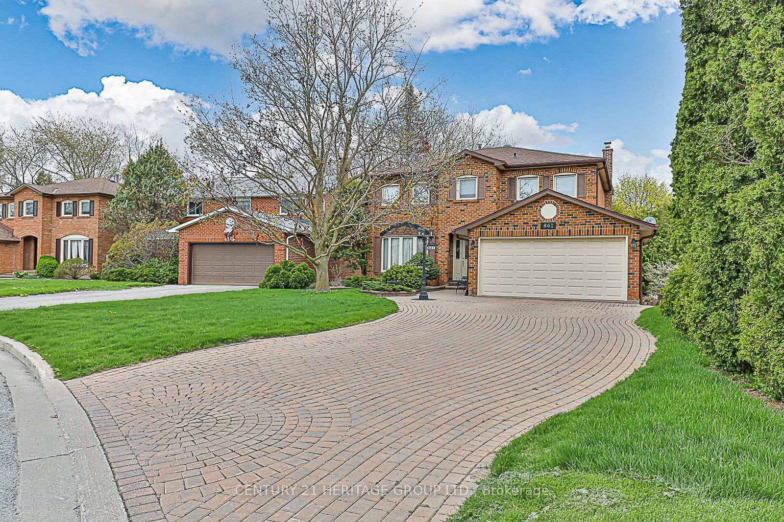 861-columbia-court-newmarket-ontario-n12196861