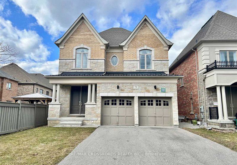 71-hamster-crescent-aurora-ontario-n12197420