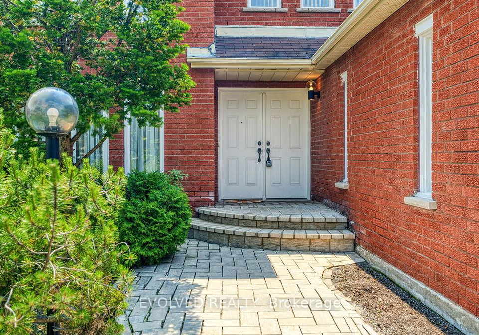 27-hewlett-crescent-markham-ontario-n12197574