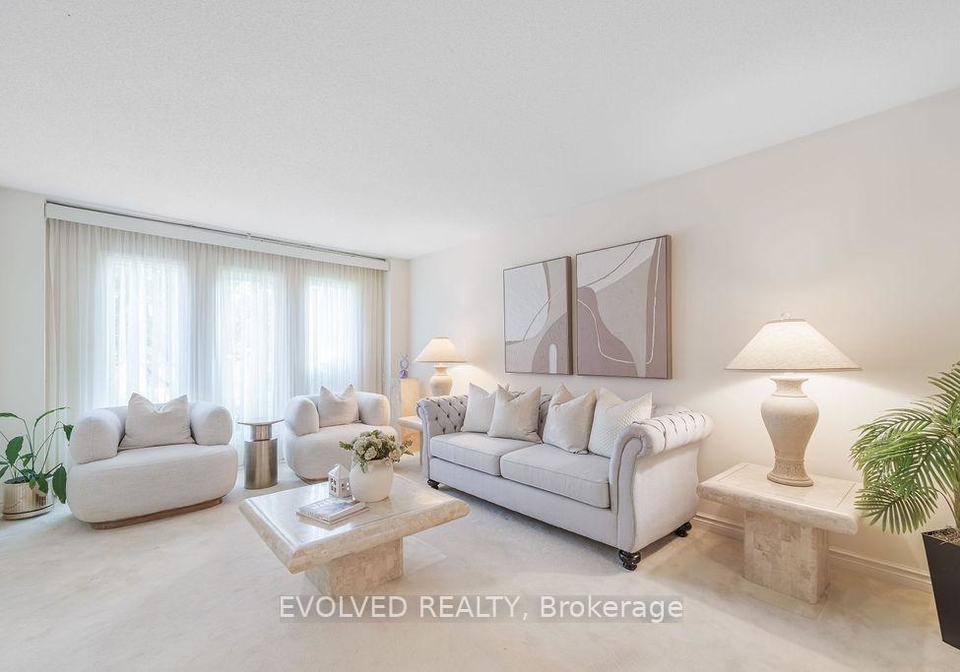 27-hewlett-crescent-markham-ontario-n12197574