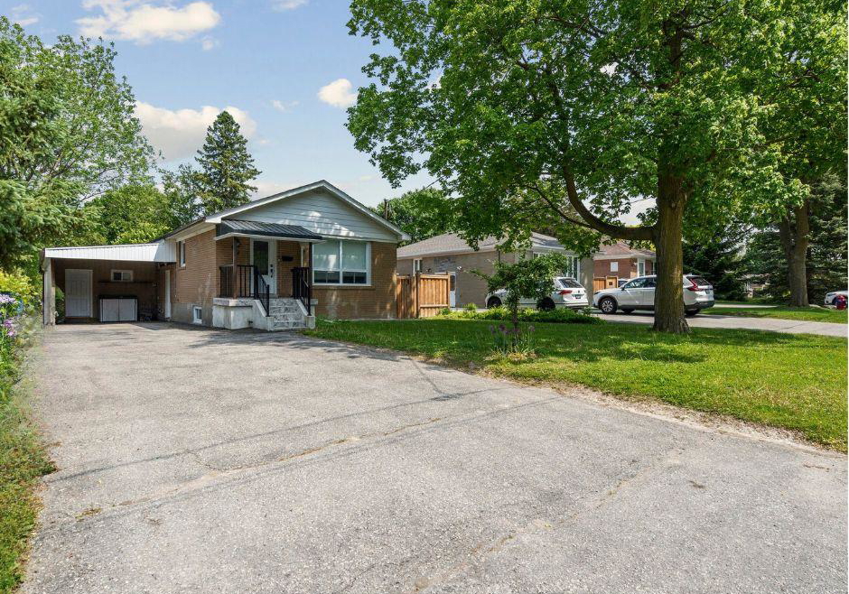 69-bayview-parkway-newmarket-ontario-n12197880