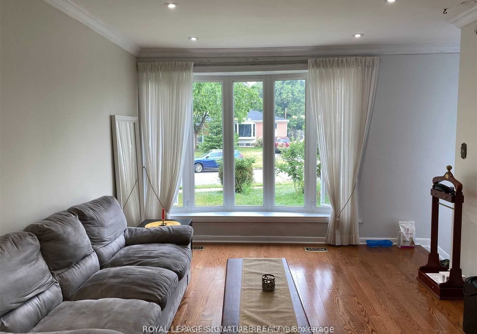 393-browndale-crescent-richmond-hill-ontario-n12198059