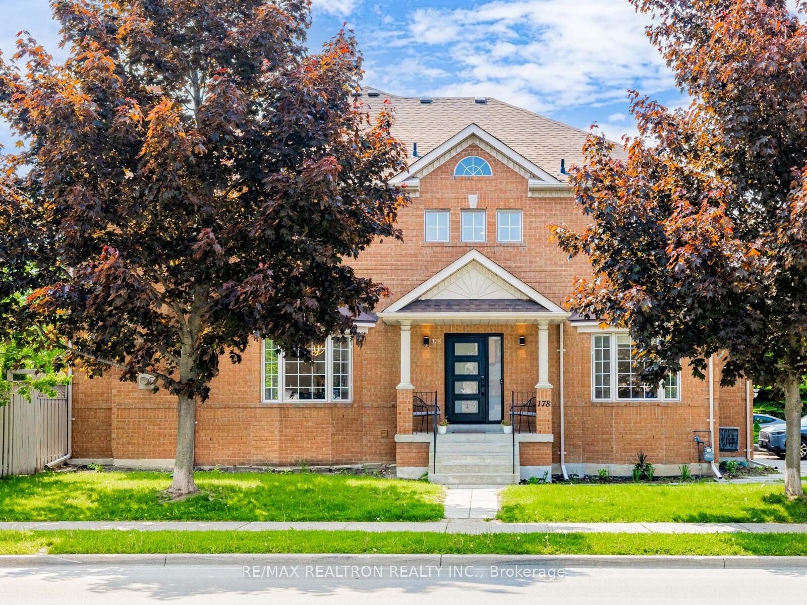 178-jordanray-boulevard-newmarket-ontario-n12199815
