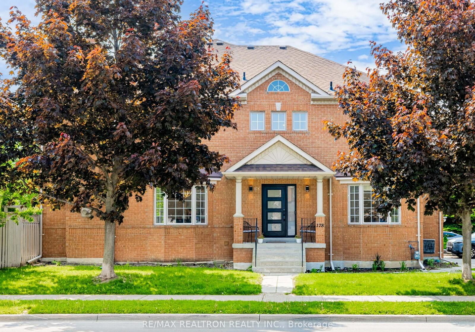 178-jordanray-boulevard-newmarket-ontario-n12199815