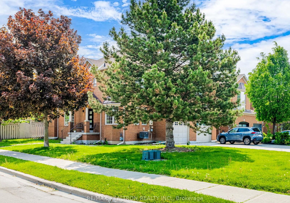 178-jordanray-boulevard-newmarket-ontario-n12199815