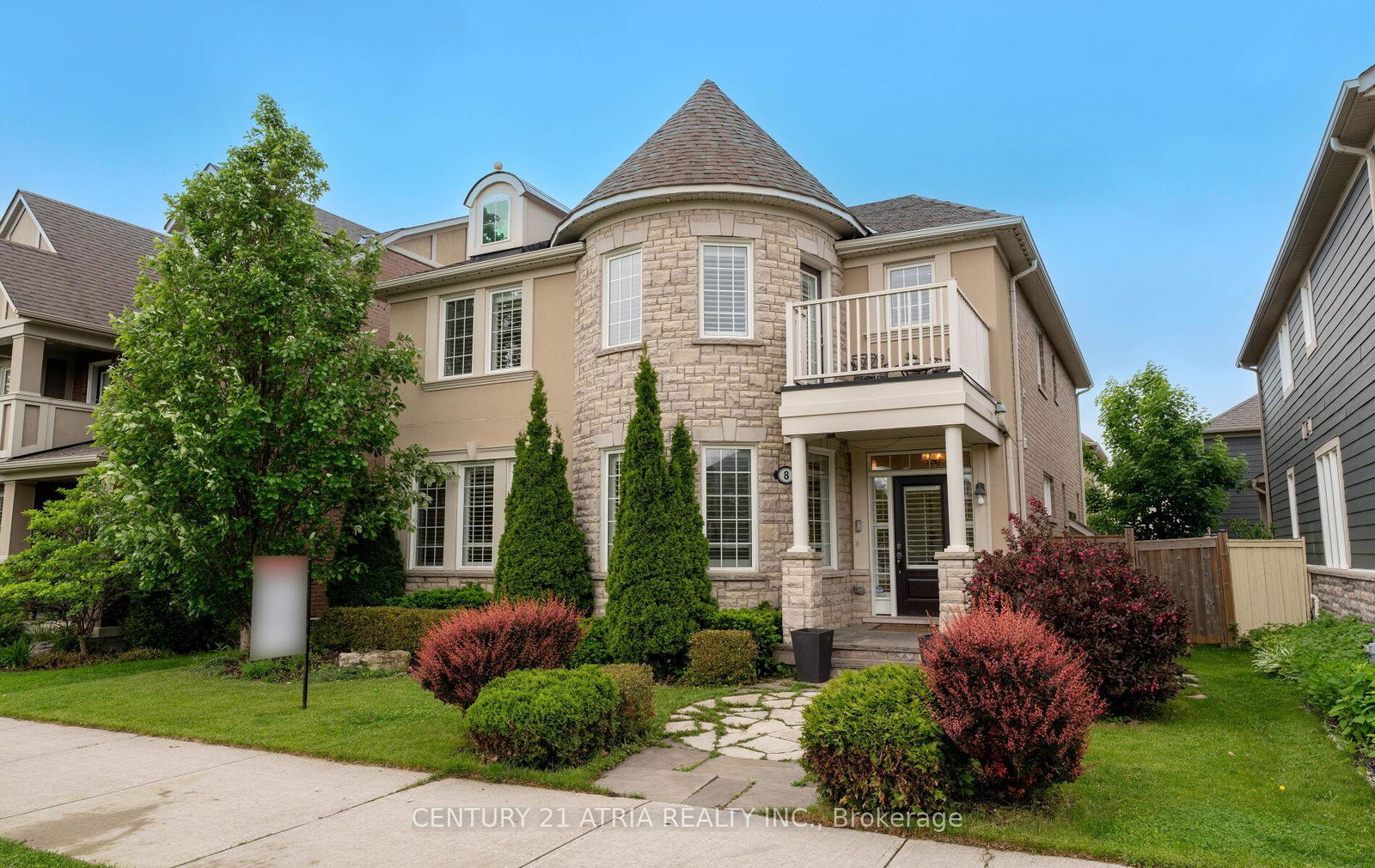 8-peer-street-markham-ontario-n12200182