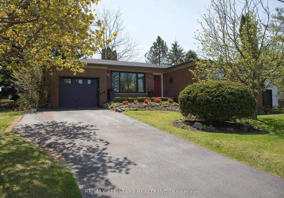 12-joseph-street-uxbridge-ontario-n12201455