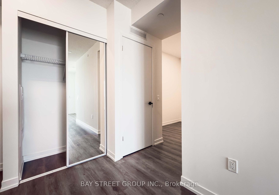 225-commerce-street-vaughan-ontario-n12202473