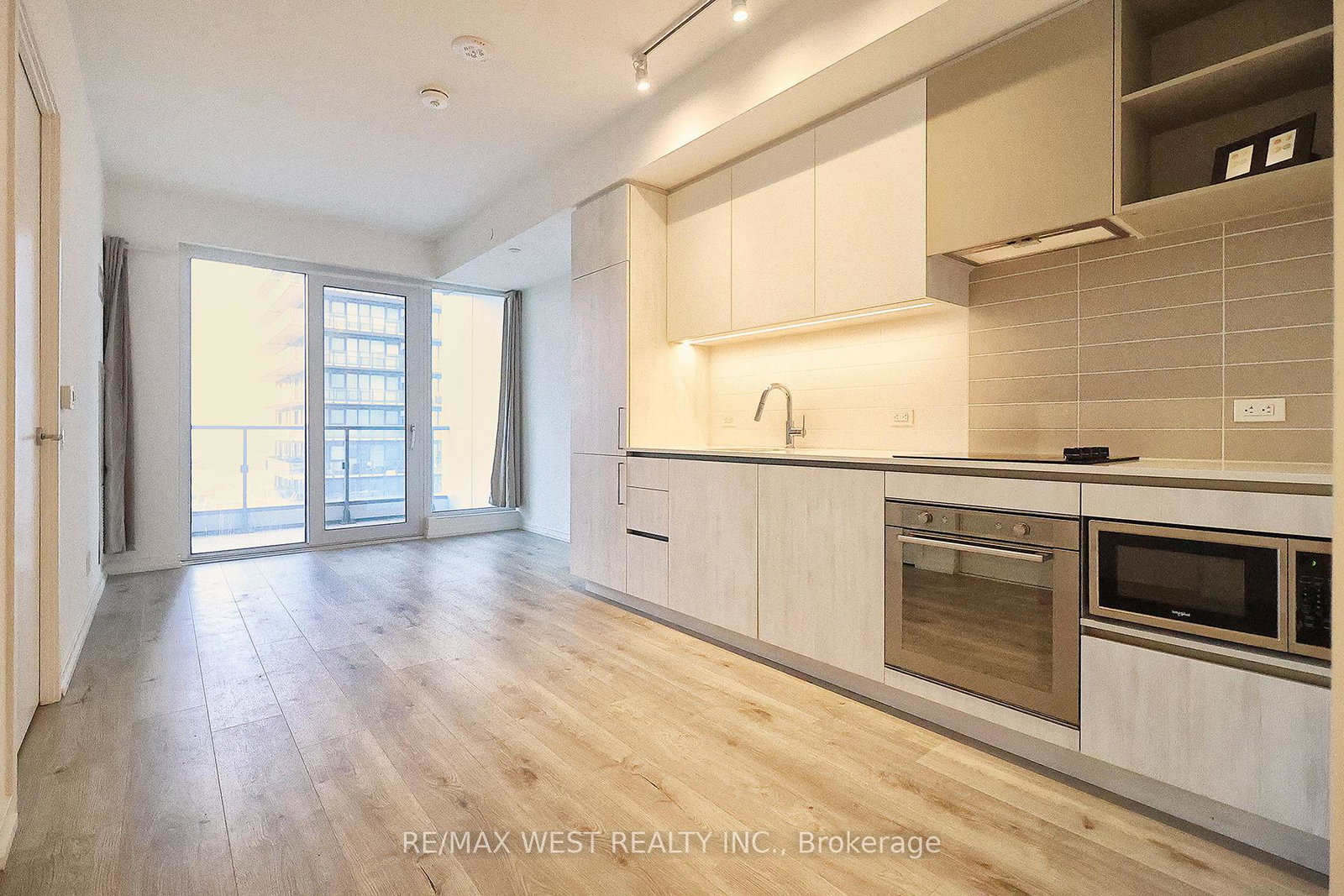 1000-portage-parkway-vaughan-ontario-n12204196