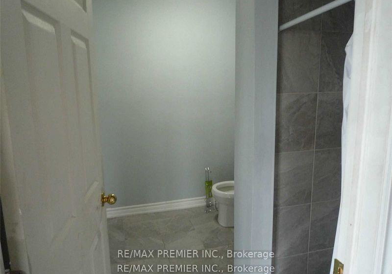 8066-kipling-avenue-vaughan-ontario-n12205020