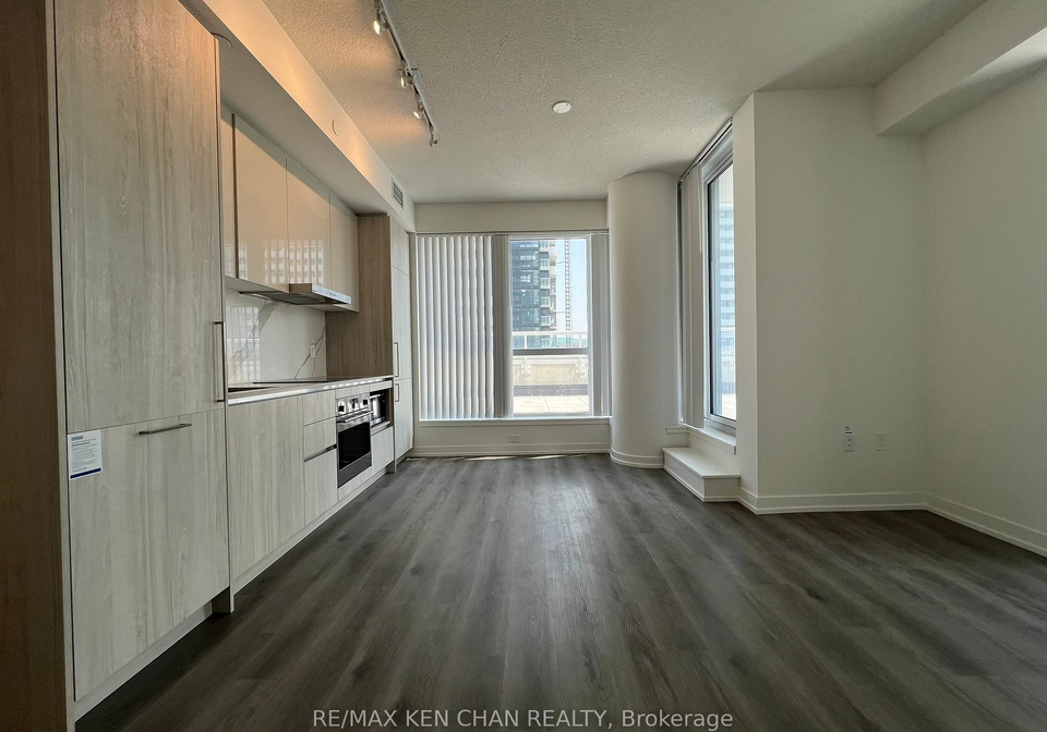 225-commerce-street-vaughan-ontario-n12205266