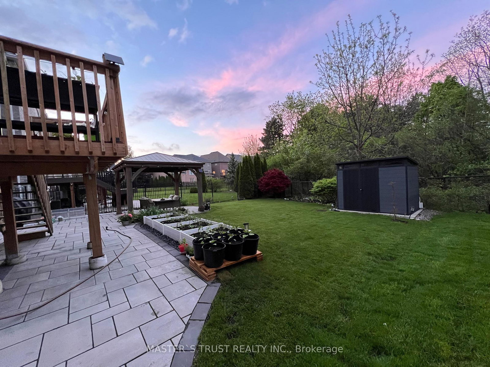27-castleglen-boulevard-markham-ontario-n12205304