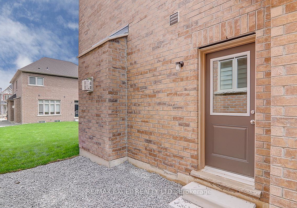 40-bostock-drive-georgina-ontario-n12205477