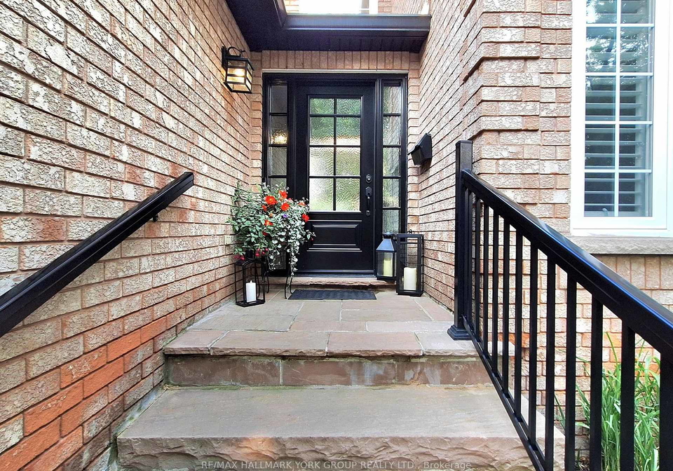 94-mcgee-crescent-aurora-ontario-n12206042