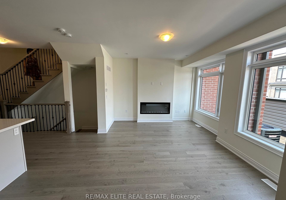 10-griffith-street-aurora-ontario-n12206044