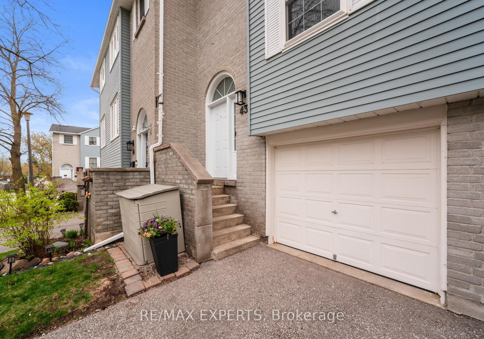 43-harmony-circle-bradford-west-gwillimbury-ontario-n12206223