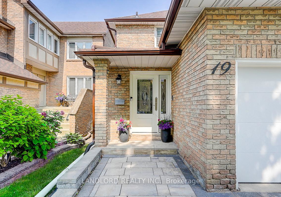 19-esther-crescent-vaughan-ontario-n12206852