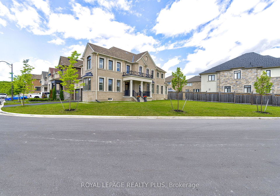 67-tesla-crescent-east-gwillimbury-ontario-n12206965