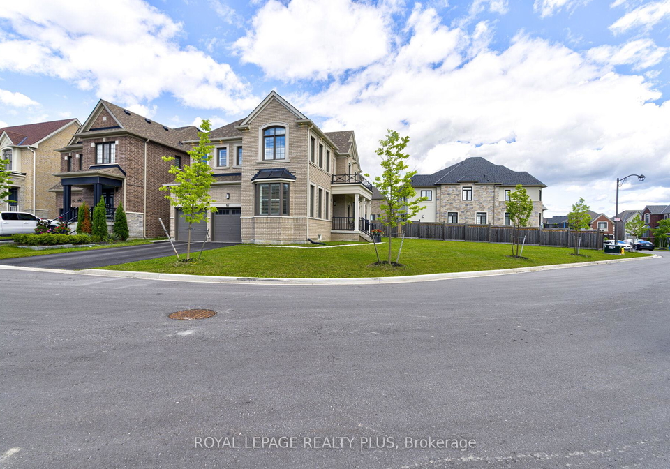 67-tesla-crescent-east-gwillimbury-ontario-n12206965