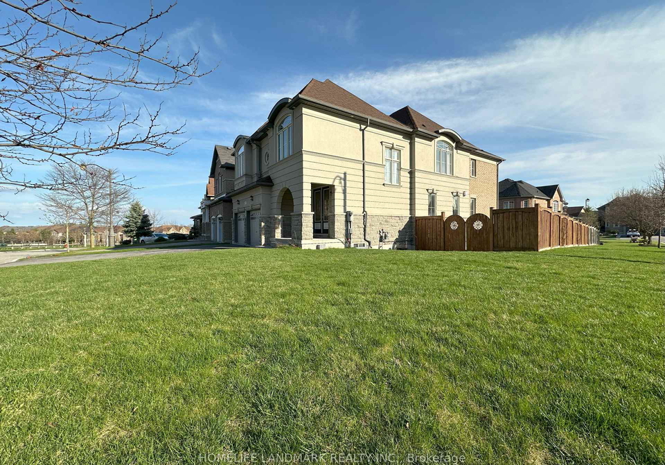 207-hunting-ridges-drive-richmond-hill-ontario-n12207356
