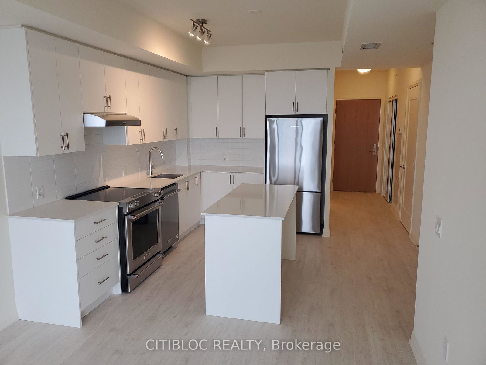 8960-jane-street-vaughan-ontario-n12207881