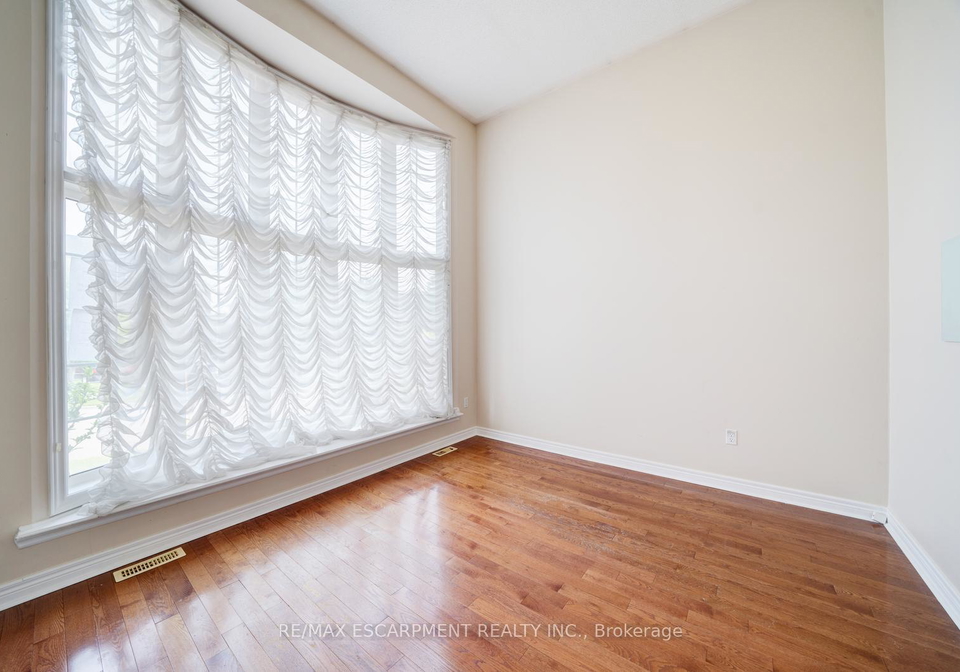 23-grubin-avenue-whitchurch-stouffville-ontario-n12208023