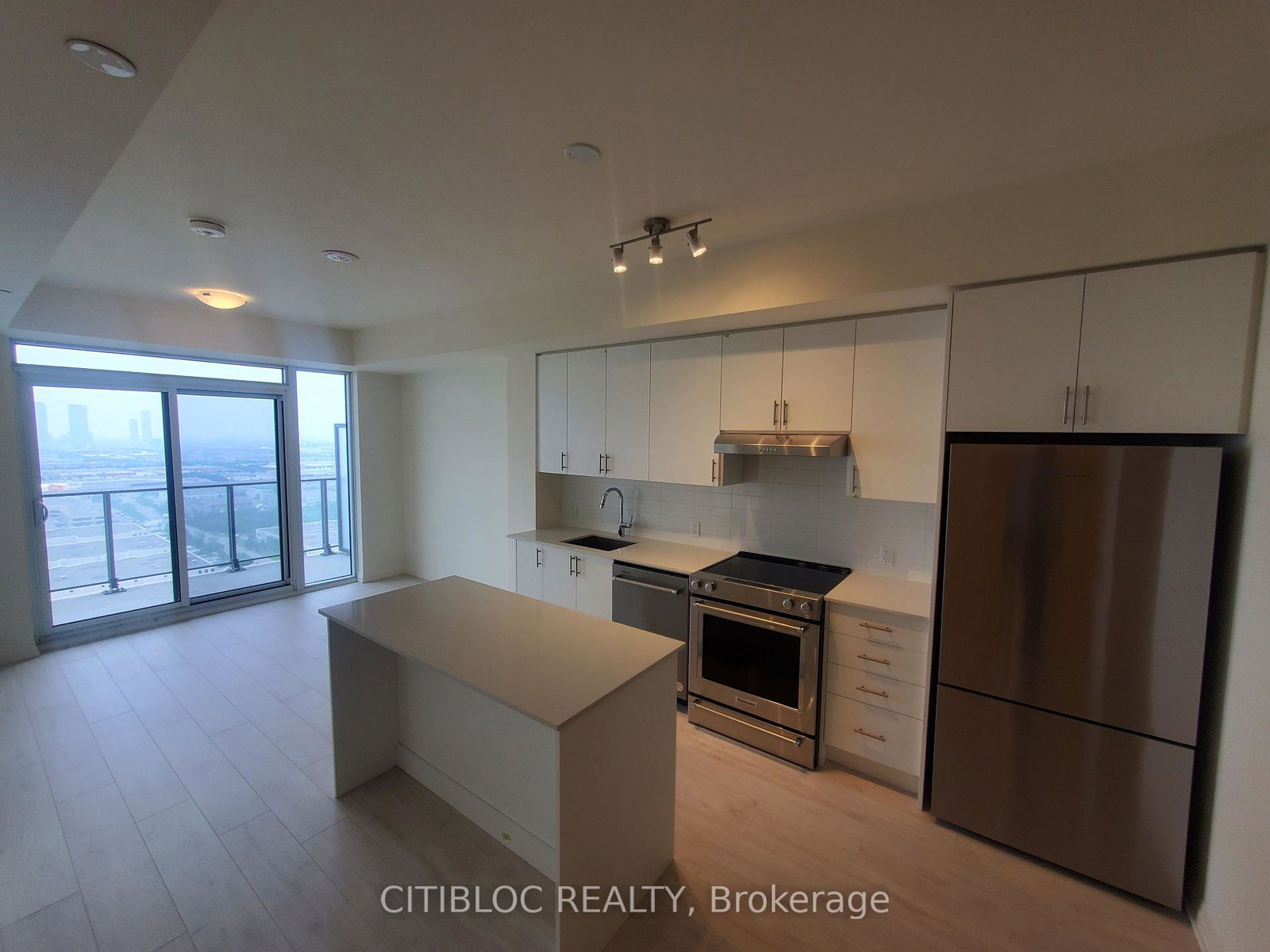 8960-jane-street-vaughan-ontario-n12208124