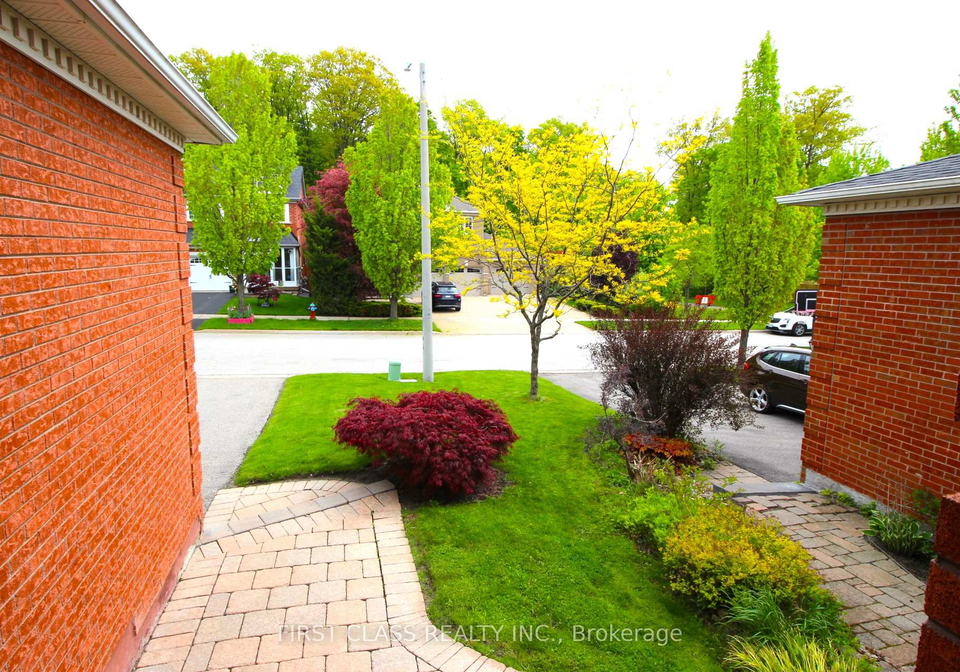51-sunnyside-drive-richmond-hill-ontario-n12208637