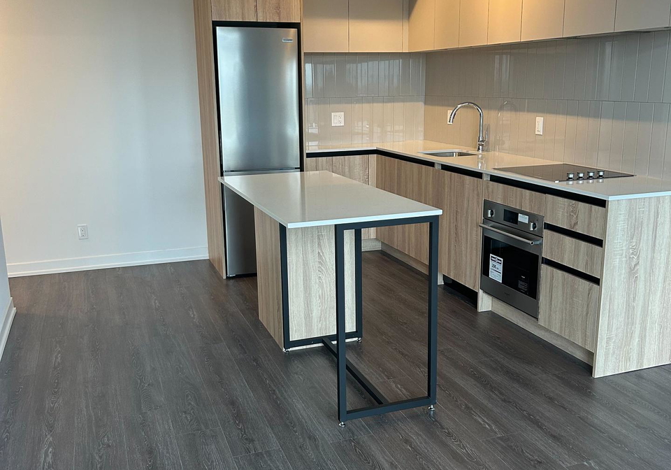 7950-bathurst-street-vaughan-ontario-n12209188