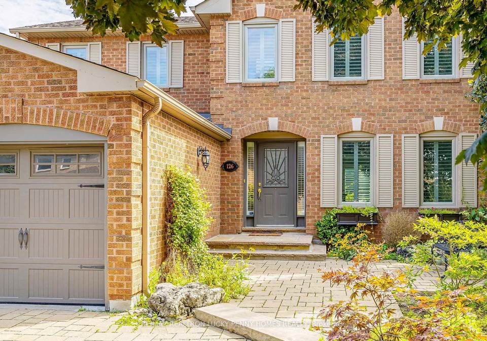126-aitken-circle-markham-ontario-n12209317