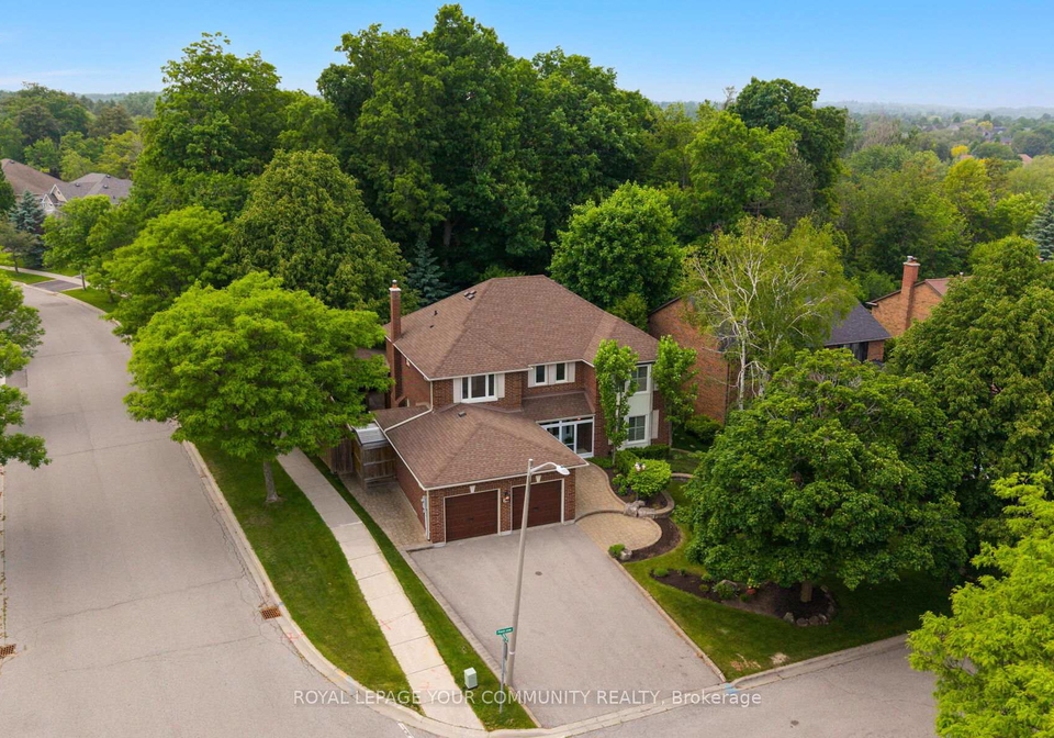56-petch-crescent-aurora-ontario-n12210423