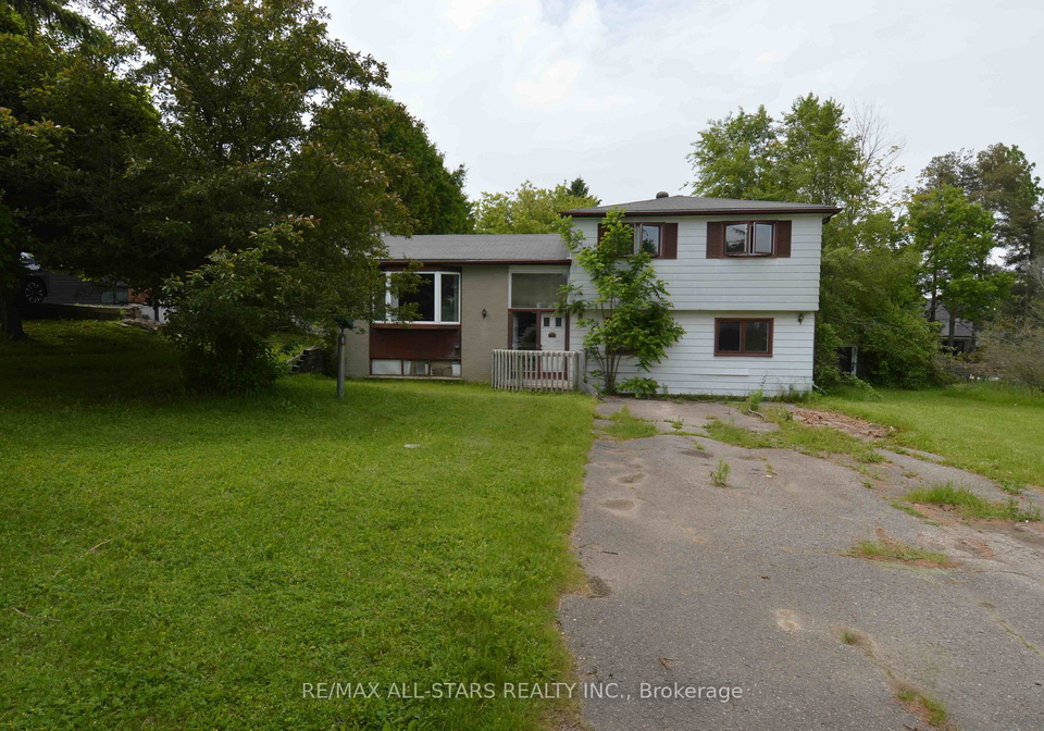 24-young-street-uxbridge-ontario-n12211024