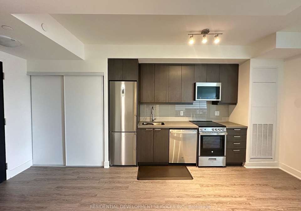 185-deerfield-road-newmarket-ontario-n12212226