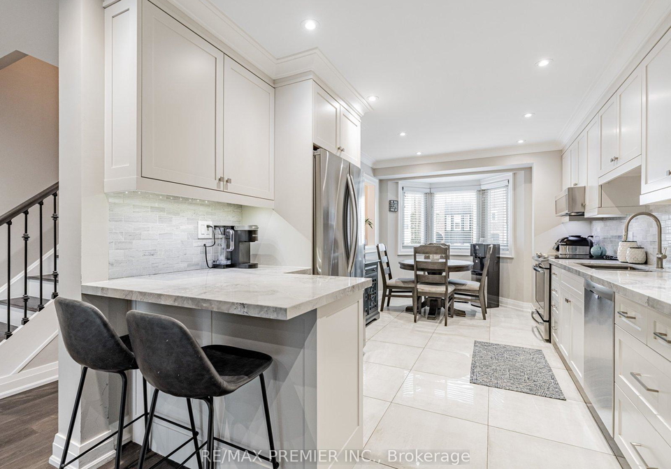 213-woodbridge-avenue-vaughan-ontario-n12213223