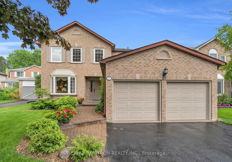 37-stiver-drive-newmarket-ontario-n12213776