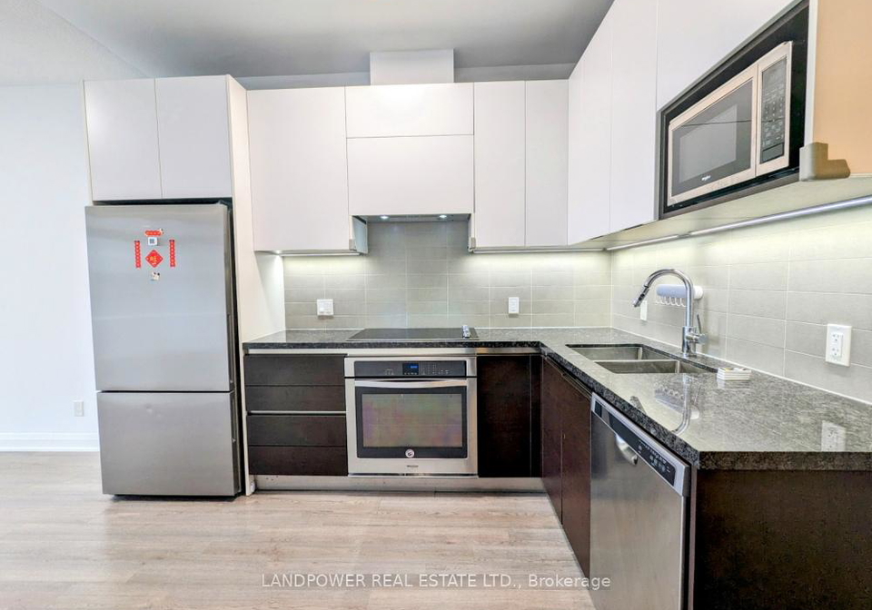 15-water-walk-drive-markham-ontario-n12214178