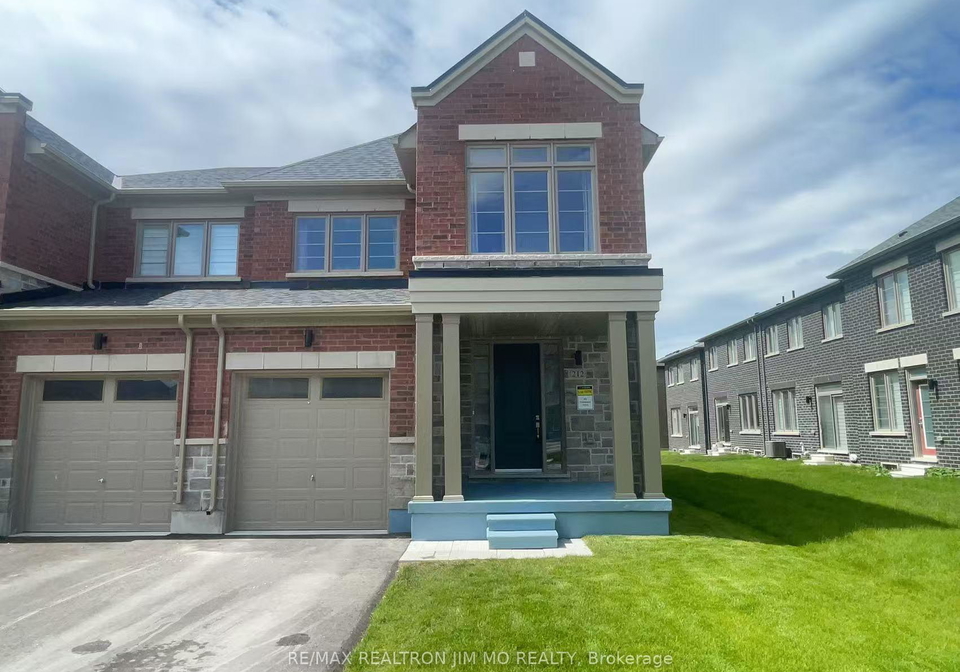 212-thompson-drive-east-gwillimbury-ontario-n12214676