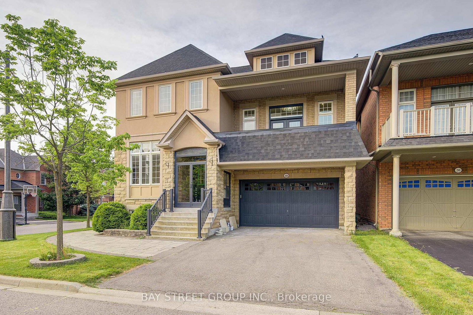 18-wendelyn-drive-richmond-hill-ontario-n12214726