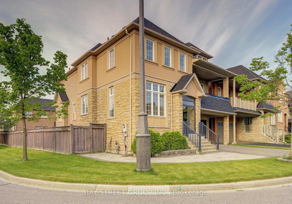 18-wendelyn-drive-richmond-hill-ontario-n12214726