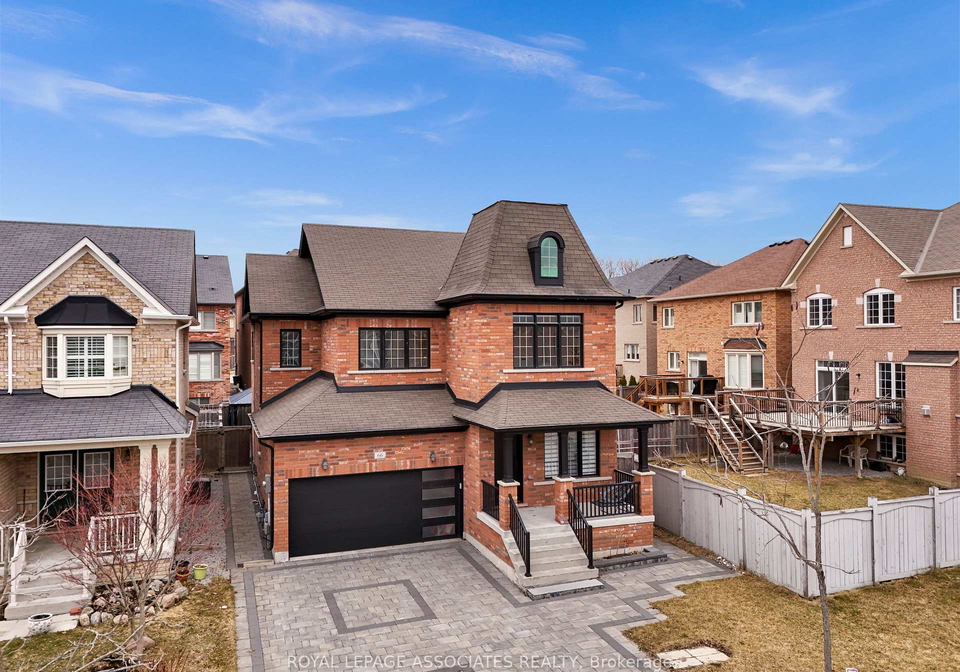 66-philip-brown-avenue-whitchurch-stouffville-ontario-n12215876