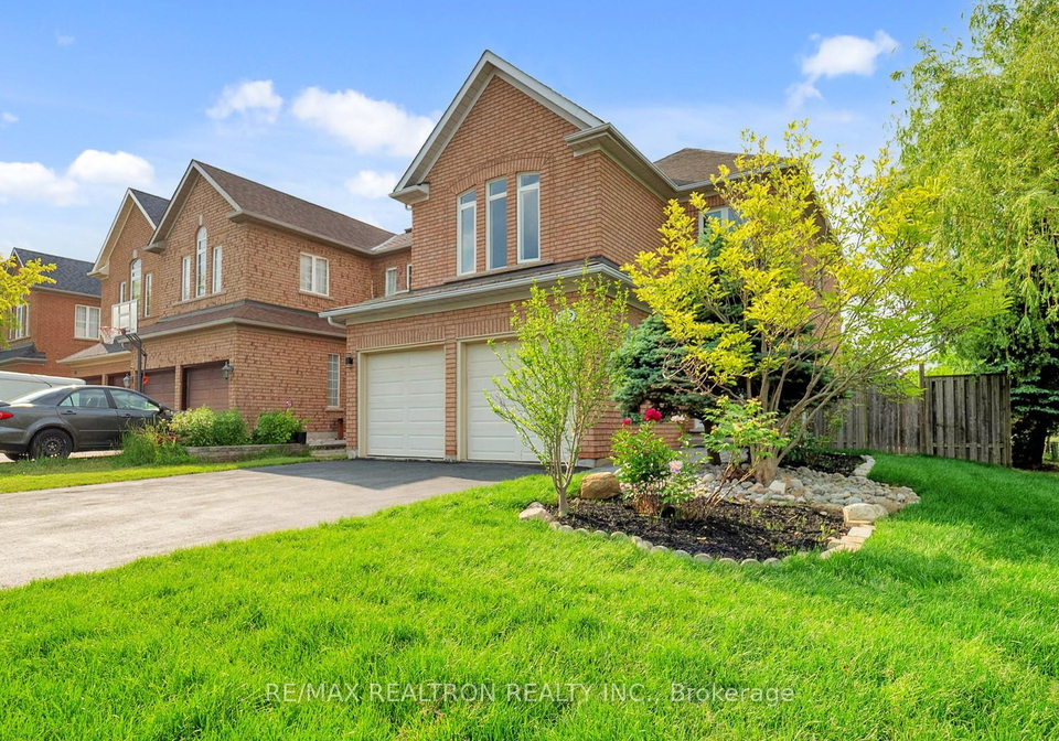 132-peninsula-crescent-richmond-hill-ontario-n12216268