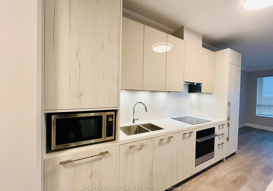 8-water-walk-drive-markham-ontario-n12216379