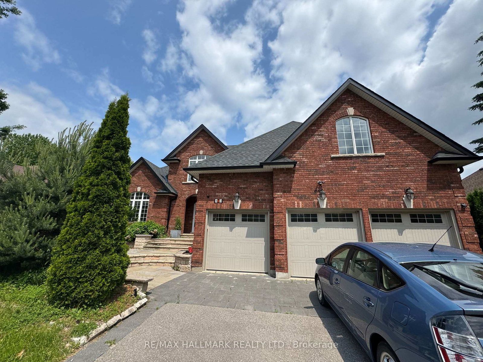 413-coventry-hill-trail-newmarket-ontario-n12216457